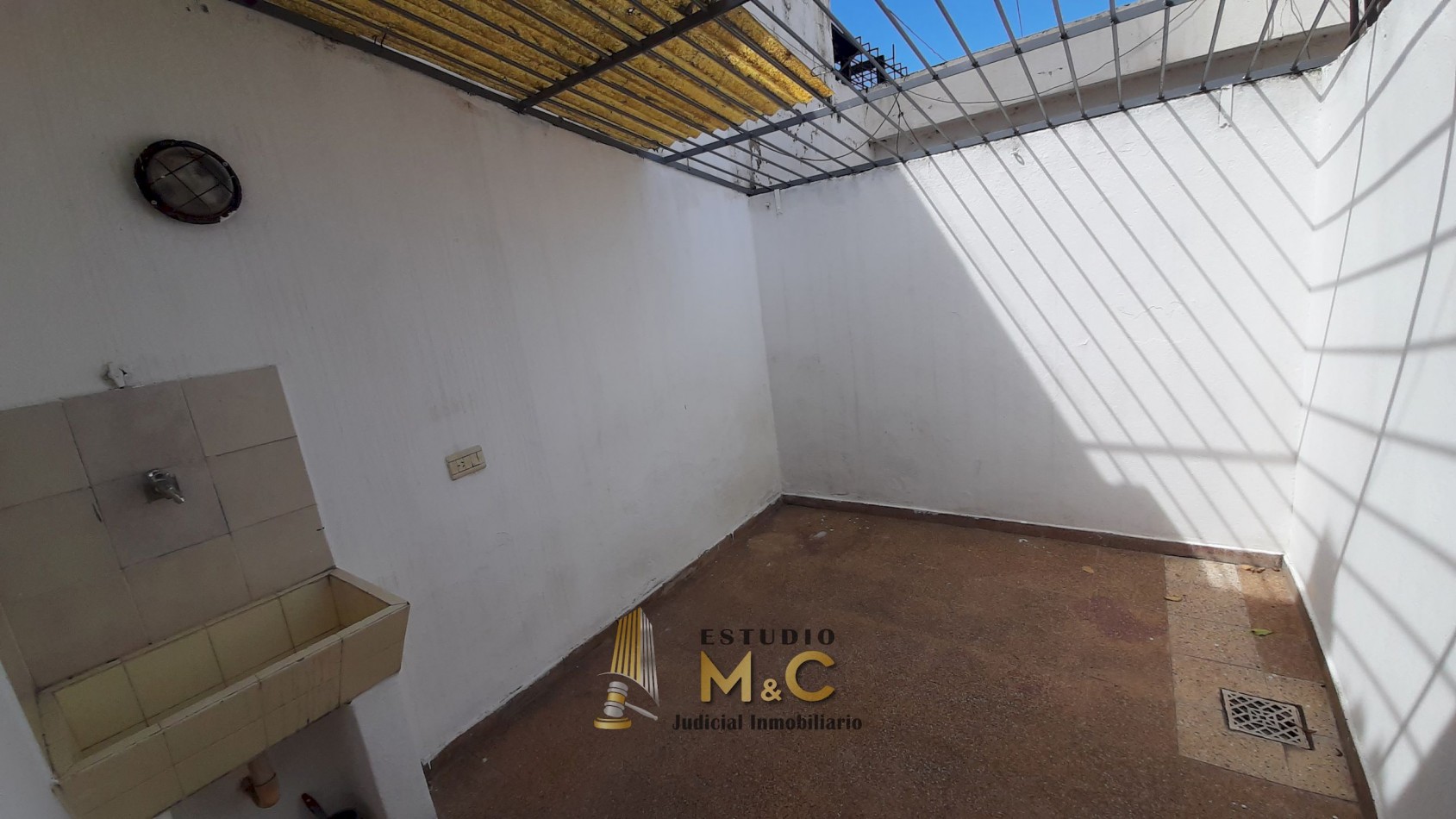 Dpto 1 dorm en B° Alberdi | Interno en PB con patio | Rioja y Santa Fe