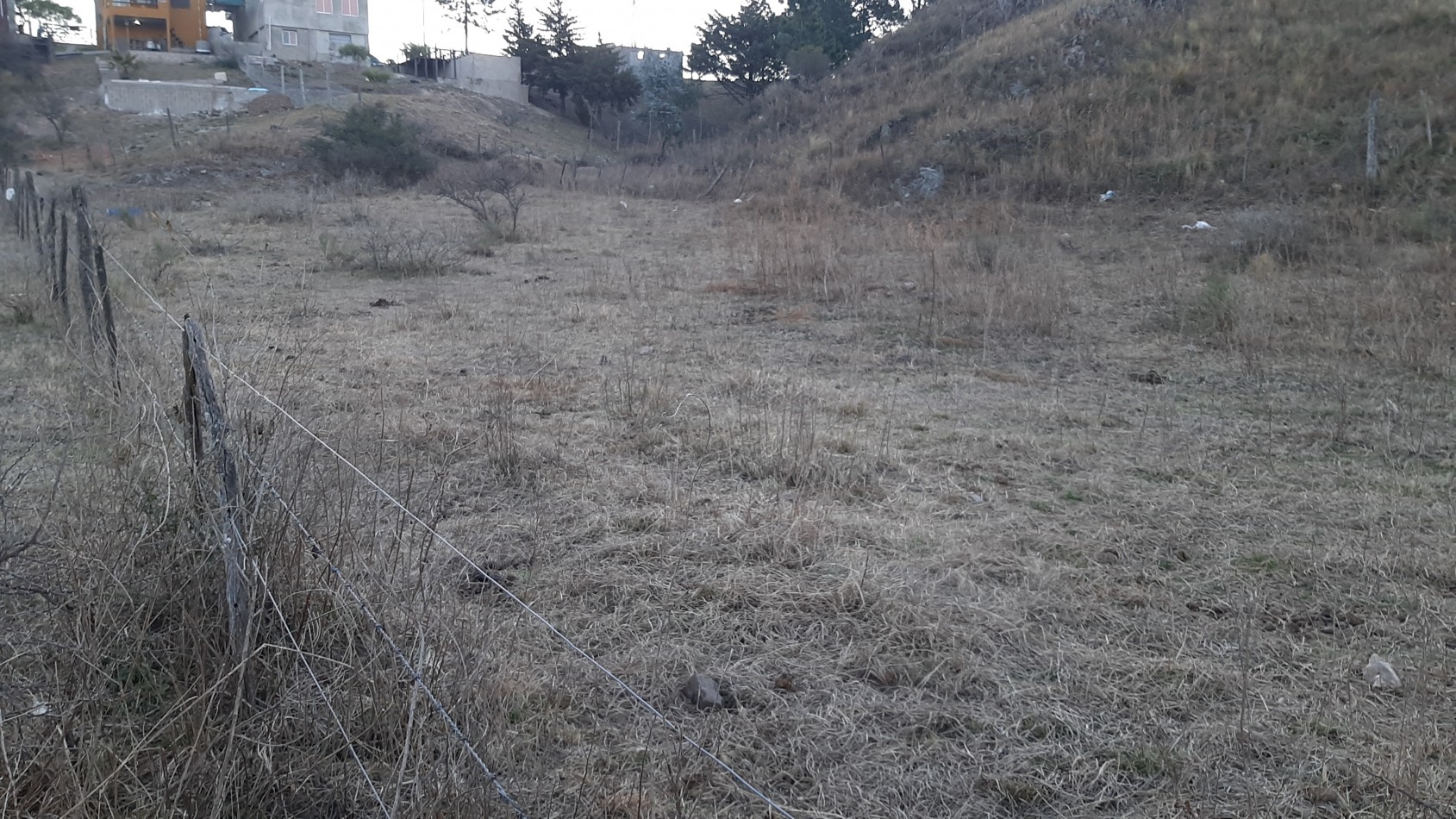Terreno 1663m con Escritura y Servicios - Residencias IV Potrero de Garay
