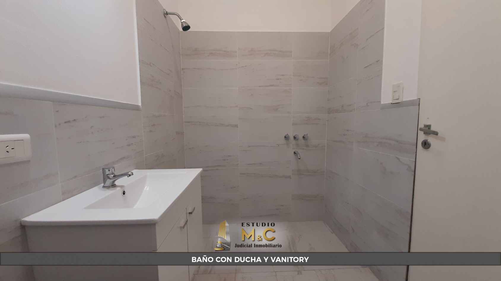 Casa + Dpto interno en B° Residencial San Carlos - A Estenar !