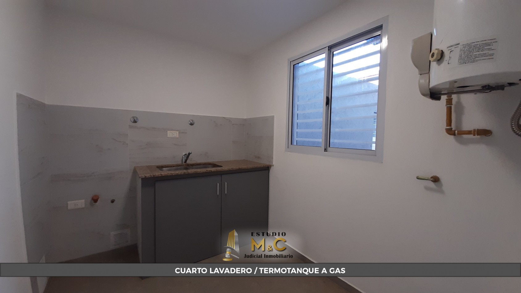 Casa + Dpto interno en B° Residencial San Carlos - A Estenar !