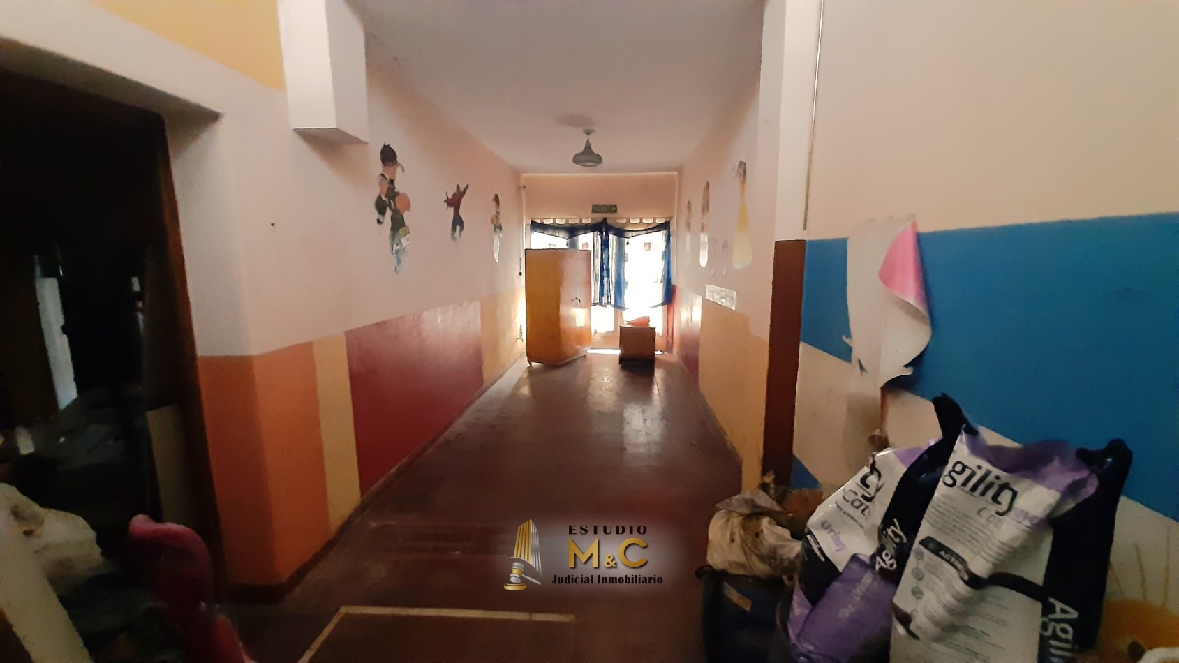 Venta Casa + Dpto Interno B° Los Paraisos