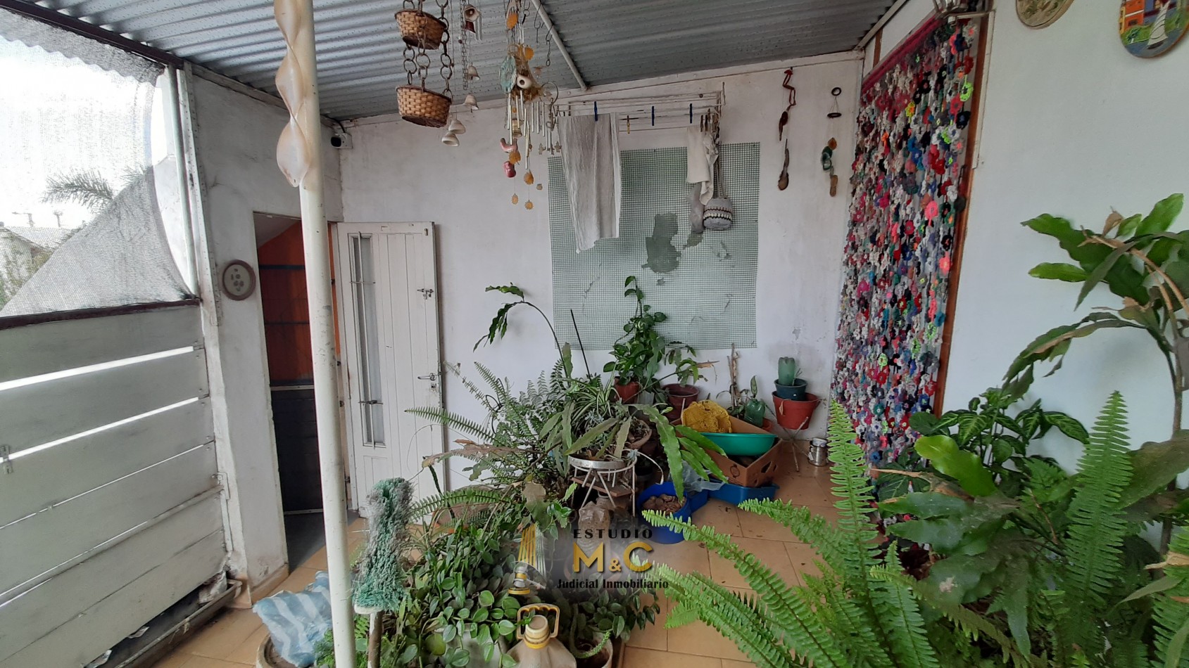 Venta Casa + Dpto Interno B° Los Paraisos