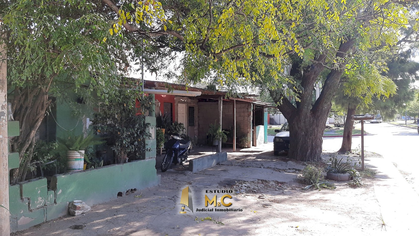 Casa esquina a refaccionar en B° General Mosconi