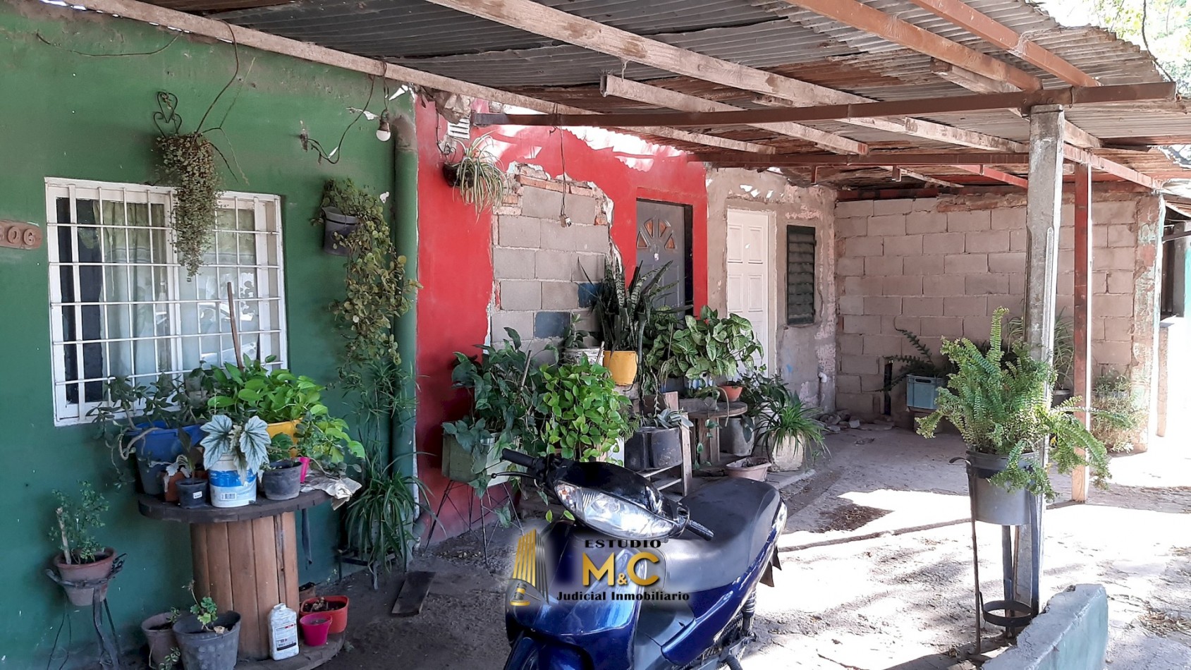 Casa esquina a refaccionar en B° General Mosconi
