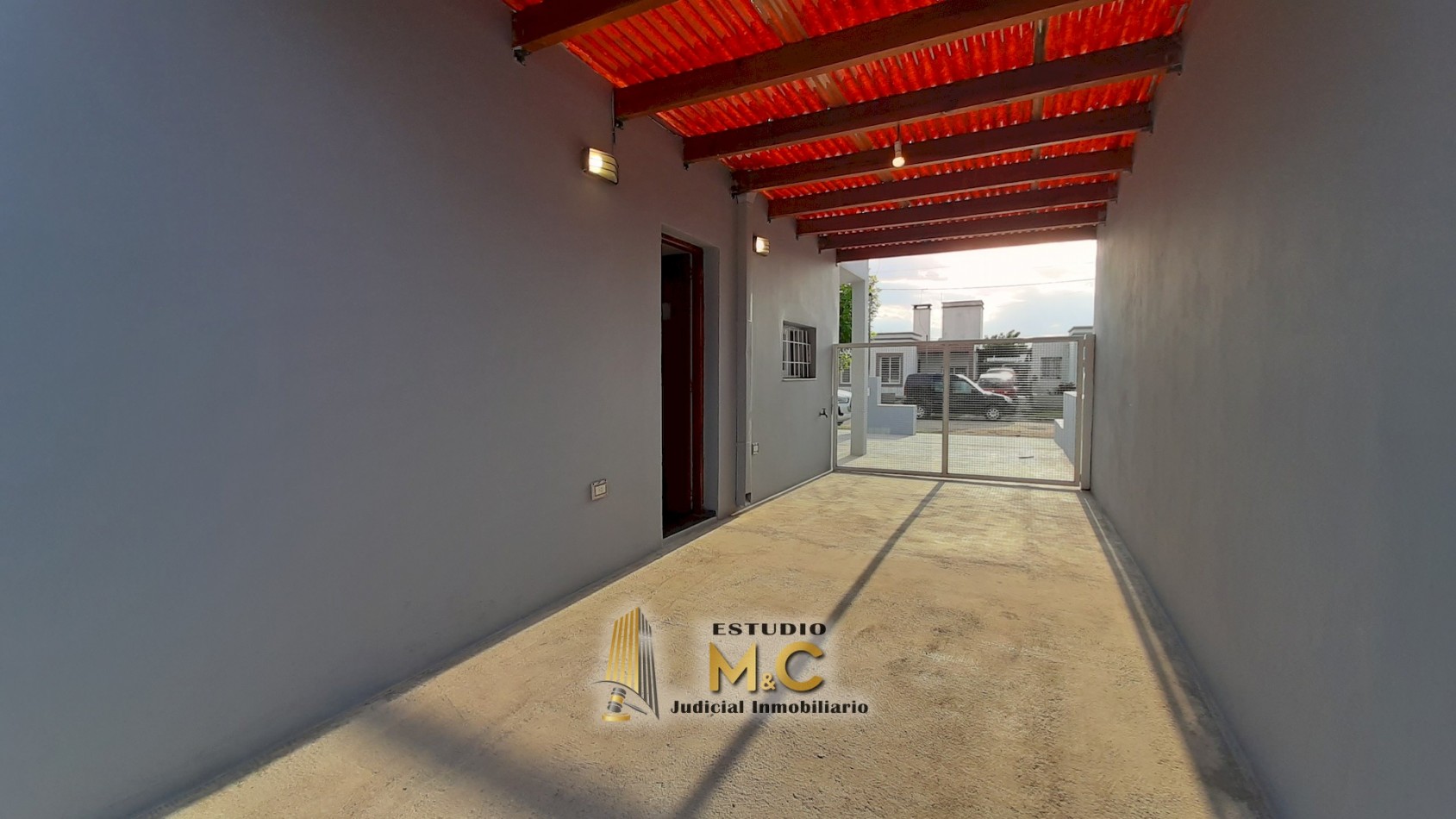Casa de 3 Dorm en B° Los Nonos (Col Tirolesa)
