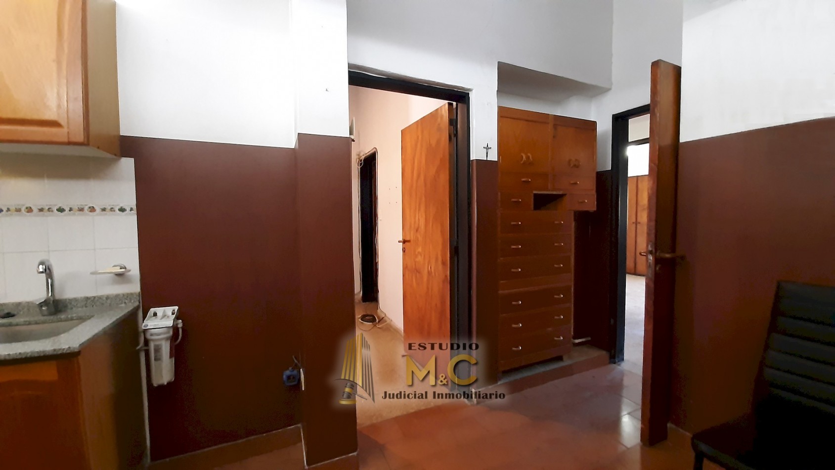 Casa + 2 Dptos Independientes en B° Poeta Lugones