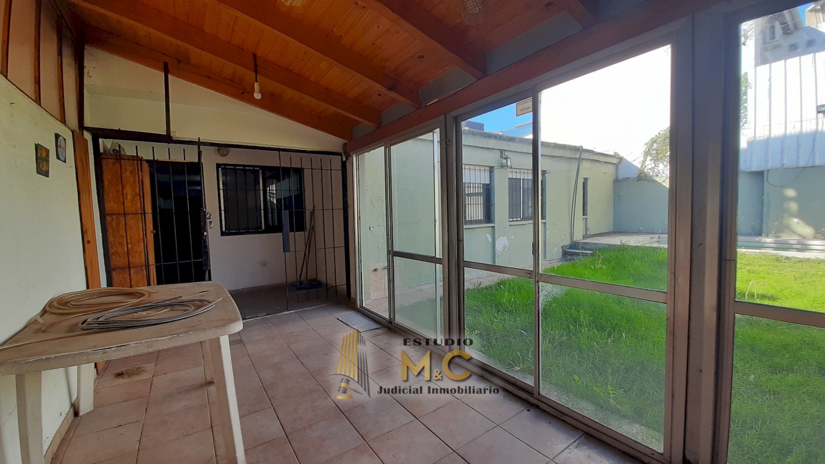Casa + 2 Dptos Independientes en B° Poeta Lugones