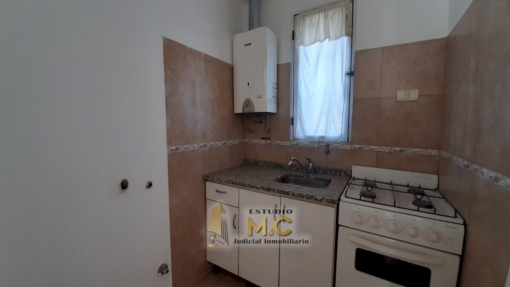 Casa + 2 Dptos Independientes en B° Poeta Lugones
