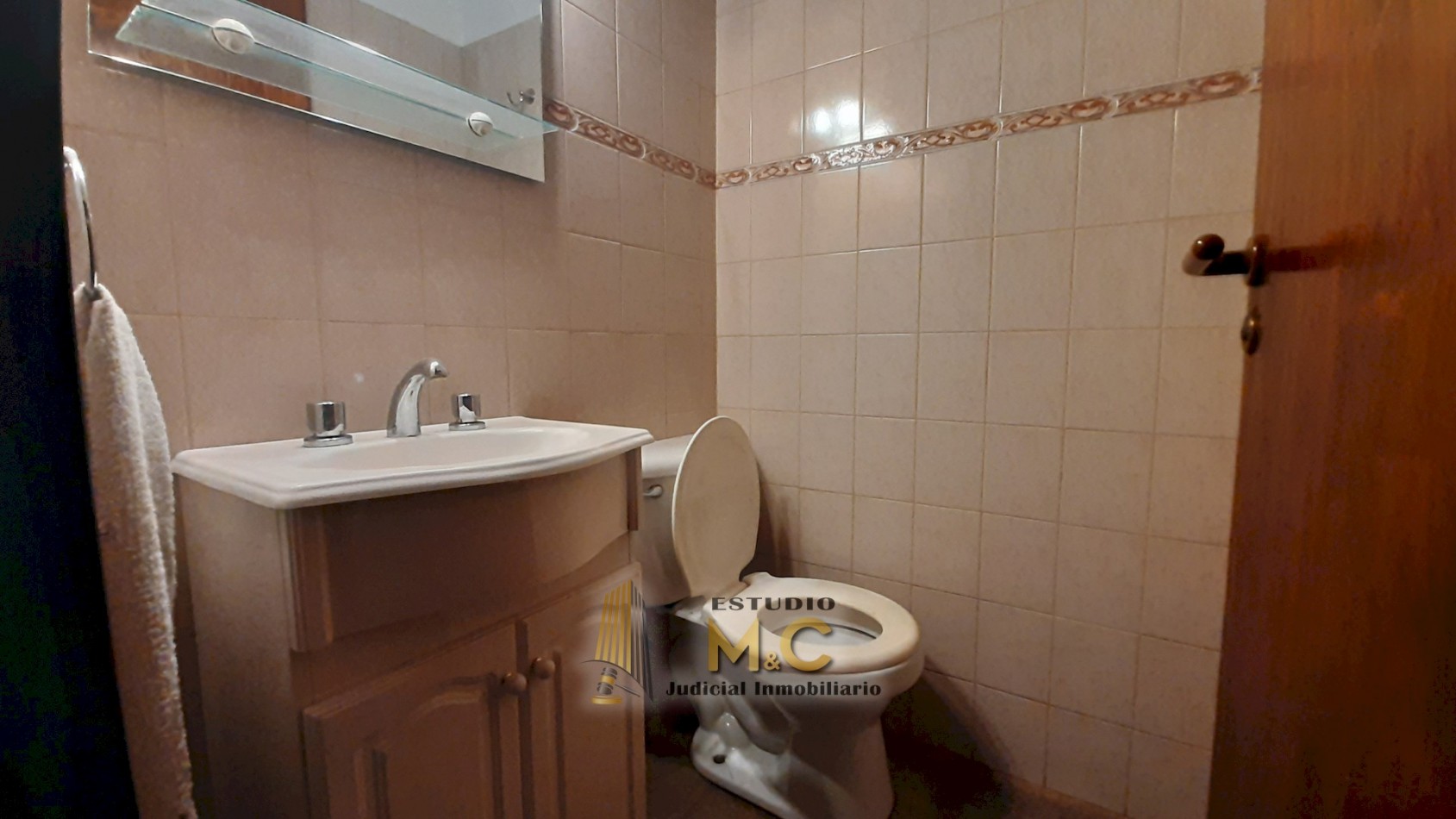 Casa + 2 Dptos Independientes en B° Poeta Lugones