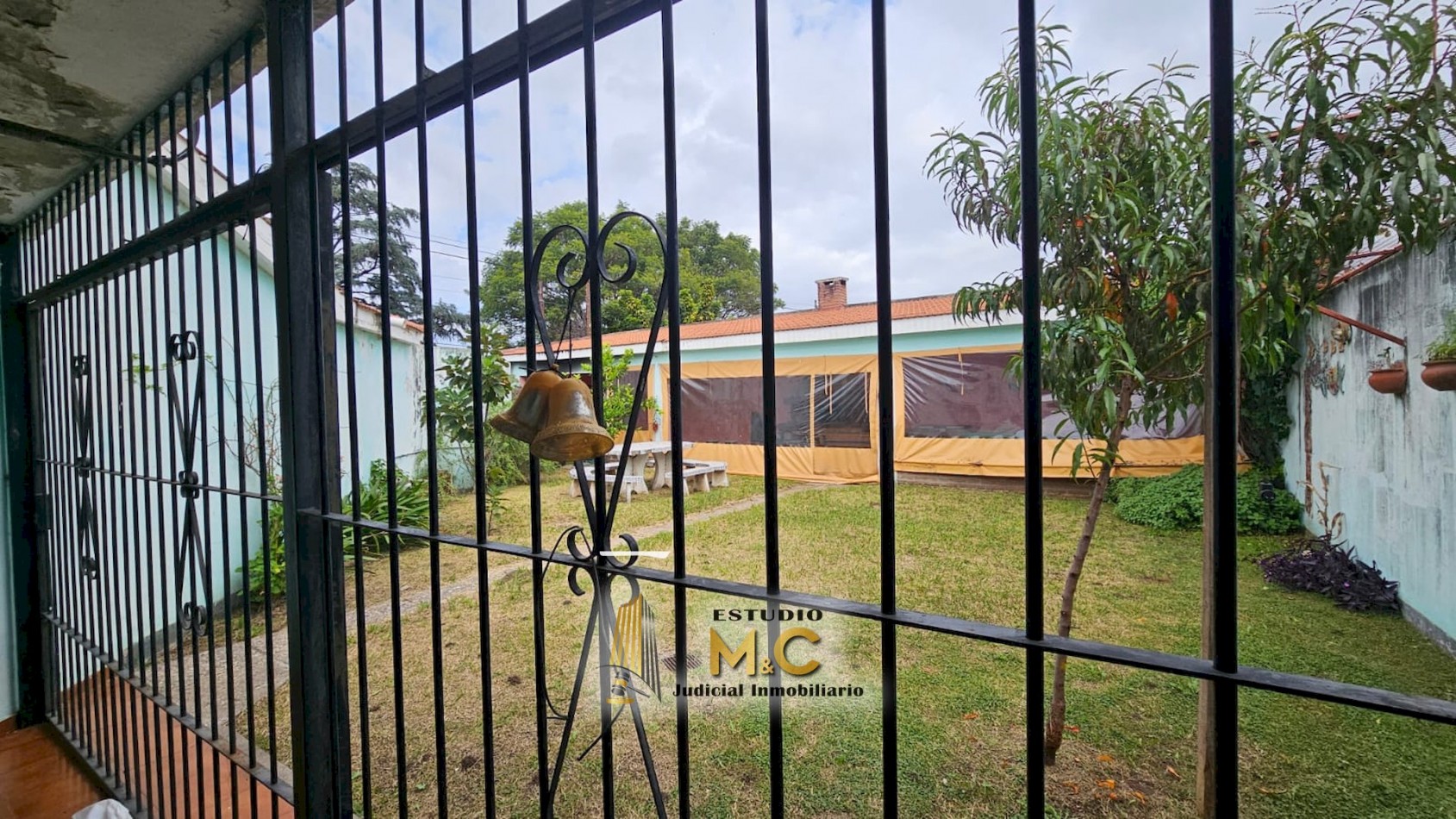 Casa esquina de 3 Dorm en Marques de Sobremonte
