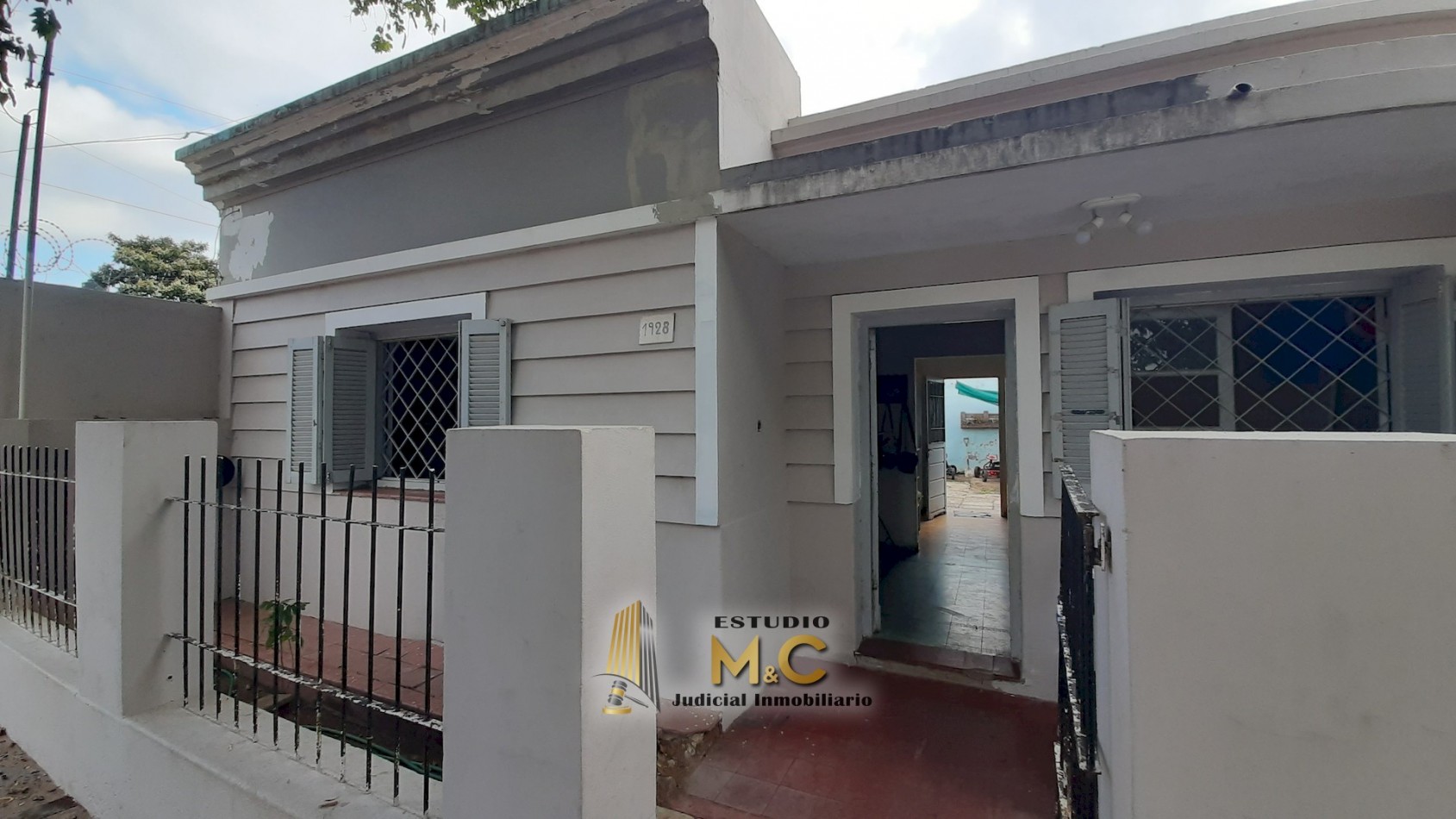Casa 2 Dormitorios en B° Achaval Peña