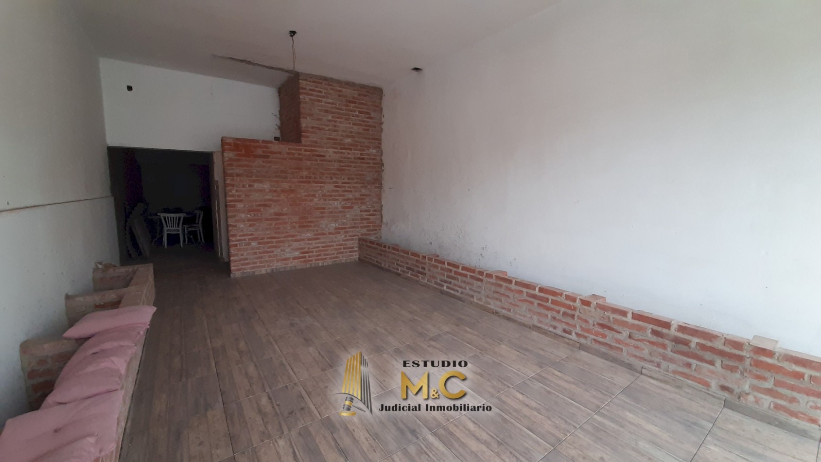 Local Comercial de 58mts sobre Recta Martinolli en Arguello 