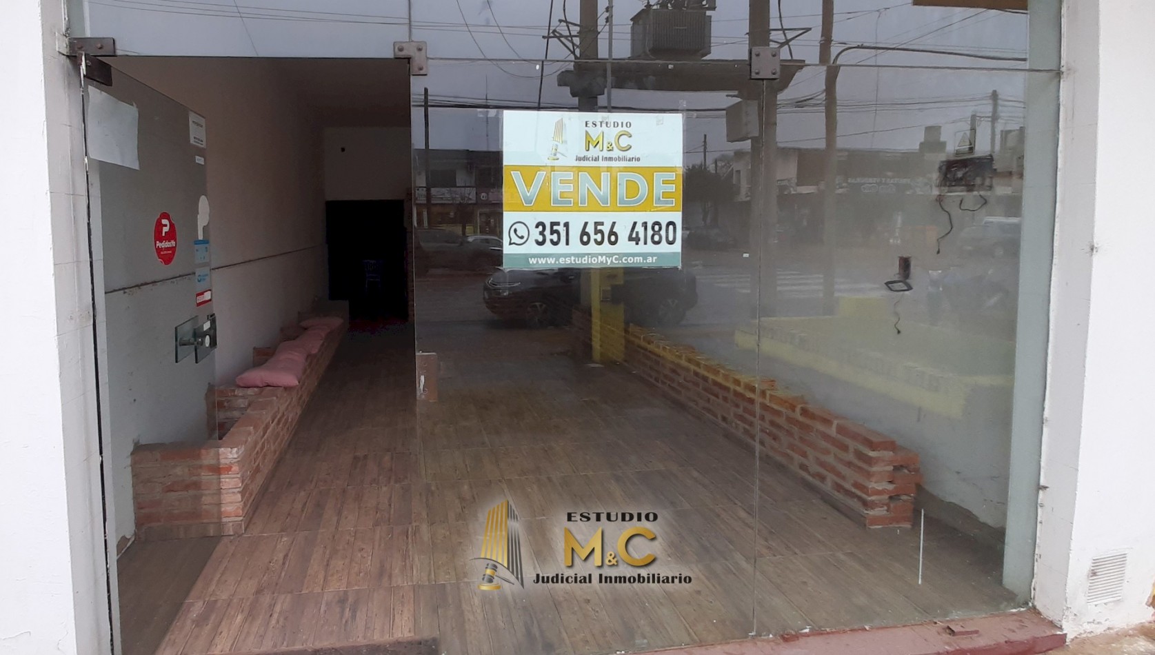 Local Comercial de 58mts sobre Recta Martinolli en Arguello 