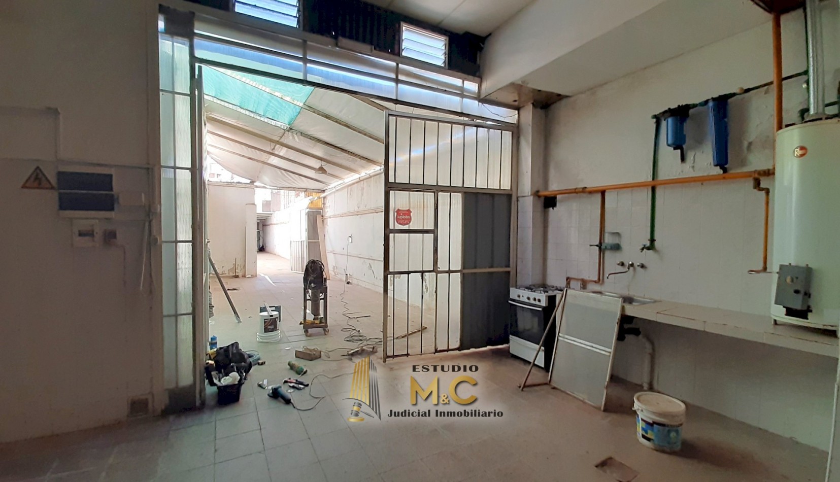 Galpon de 200m sobre Terreno de 390m en B° Alta Cordoba 