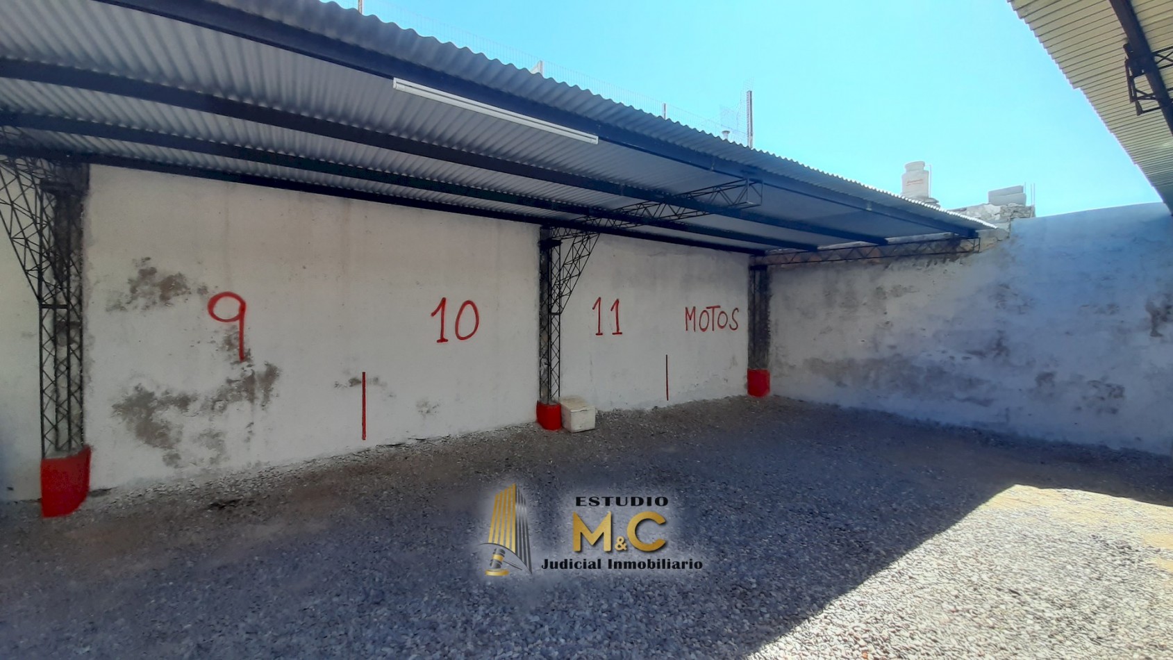 Alquilo Galpon con Cocheras en B° Pueyrredon