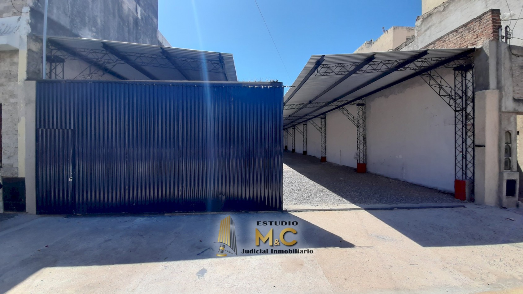 Alquilo Galpon con Cocheras en B° Pueyrredon