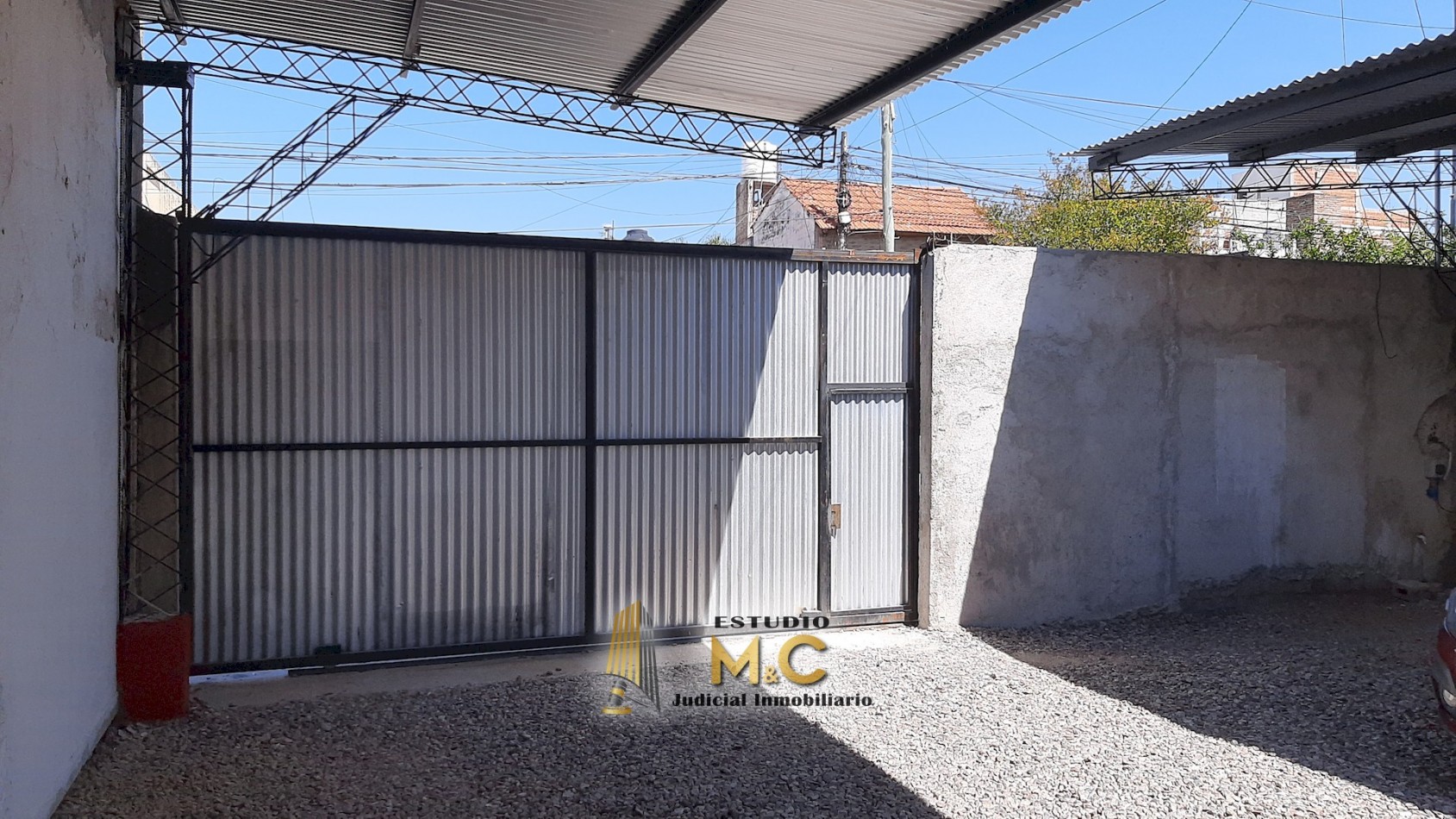 Alquilo Galpon con Cocheras en B° Pueyrredon