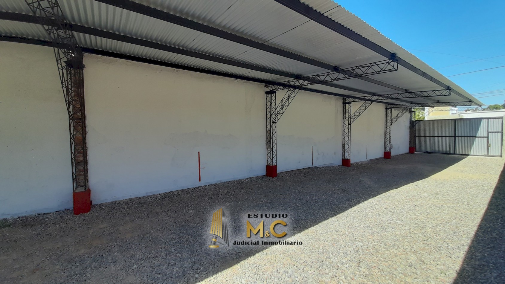 Alquilo Galpon con Cocheras en B° Pueyrredon