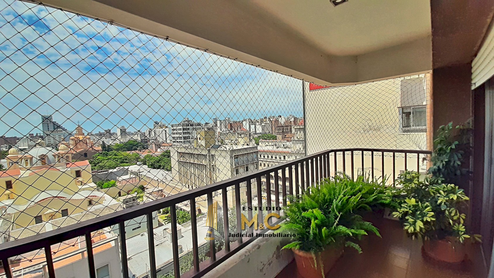 Exclusivo Piso en el Centro de Cordoba - 233mts - 4 Hab 4 Bañ 2 Coch 