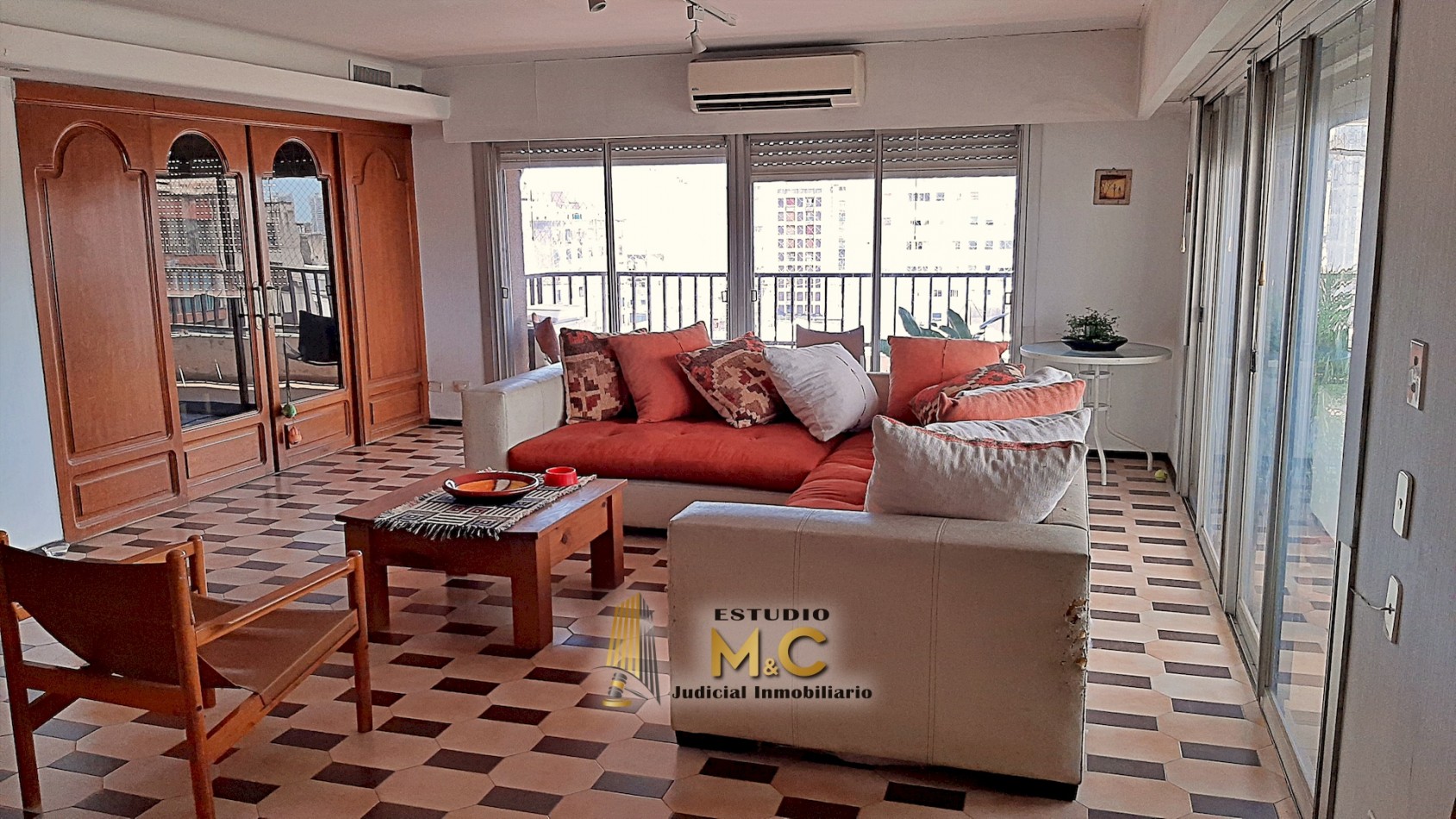 Exclusivo Piso en el Centro de Cordoba - 233mts - 4 Hab 4 Bañ 2 Coch 