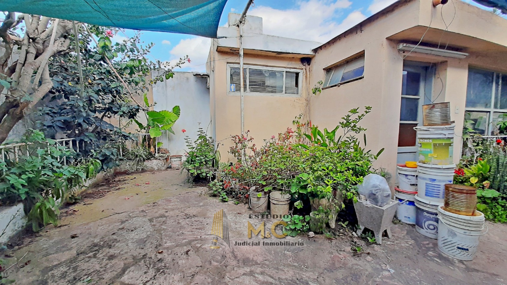 Venta Casa + Dpto Interno B° Los Paraisos