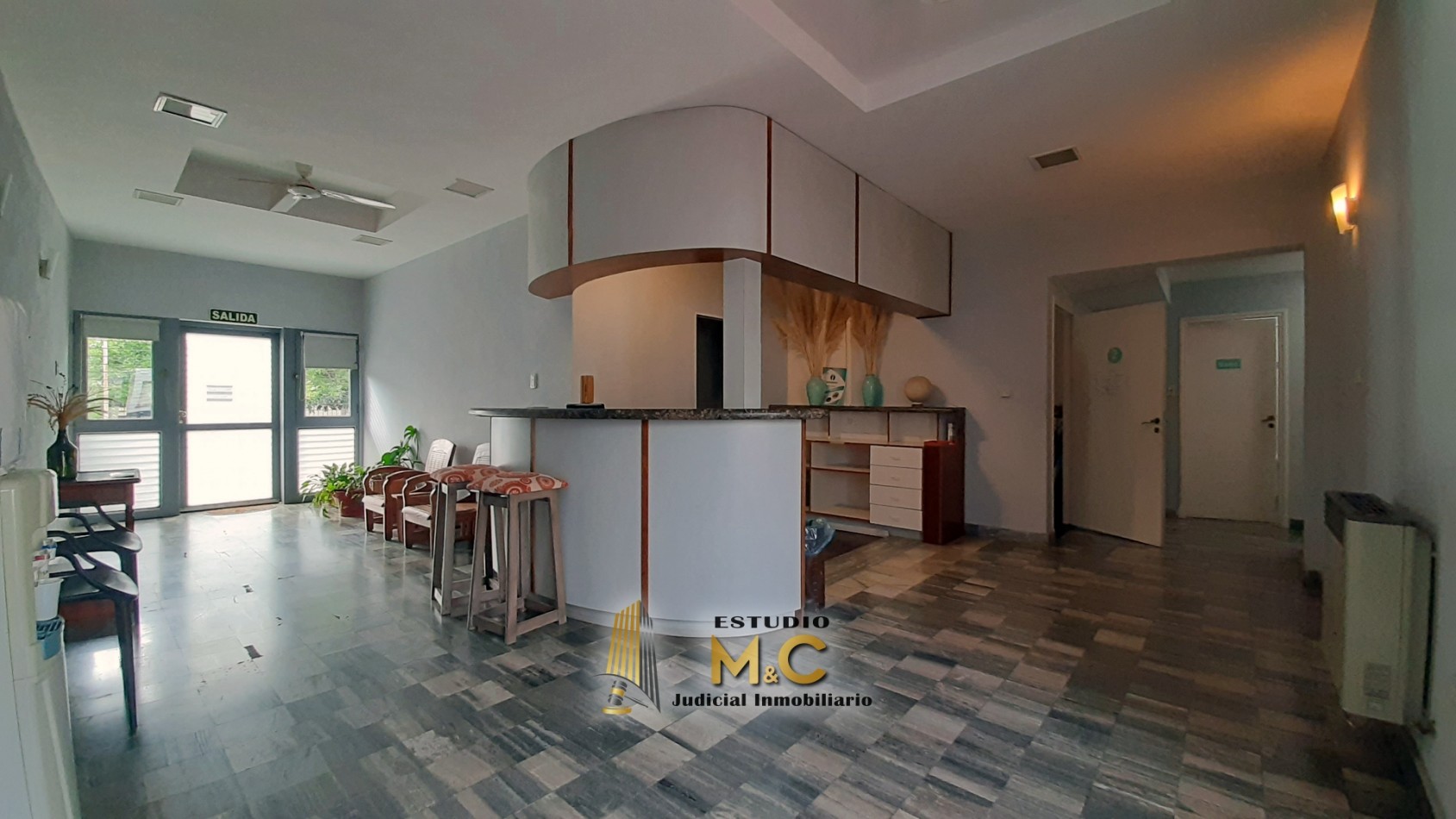 Casa Uso Comercial Corporativo - 7 Oficinas + Sala de Recepcion