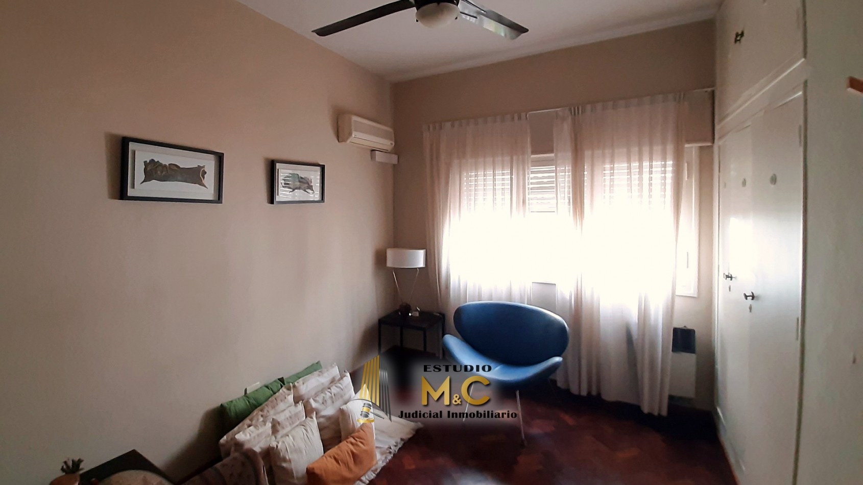 Casa Uso Comercial Corporativo - 7 Oficinas + Sala de Recepcion