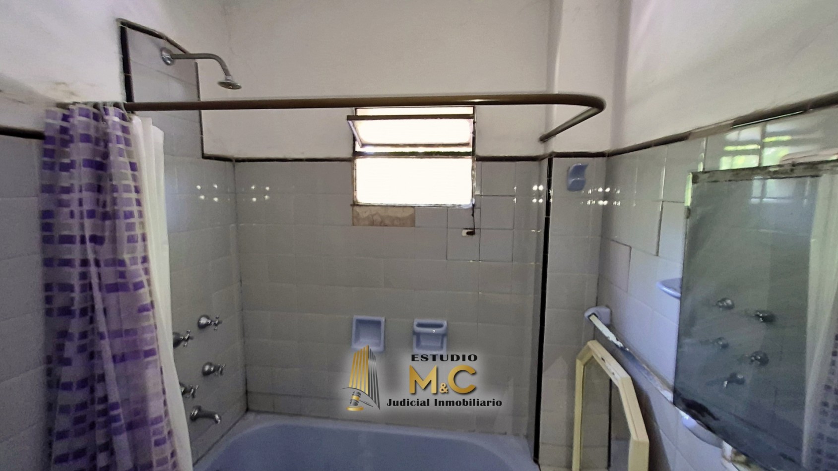 Dpto de 65mts en primer piso - Maipu y Lima