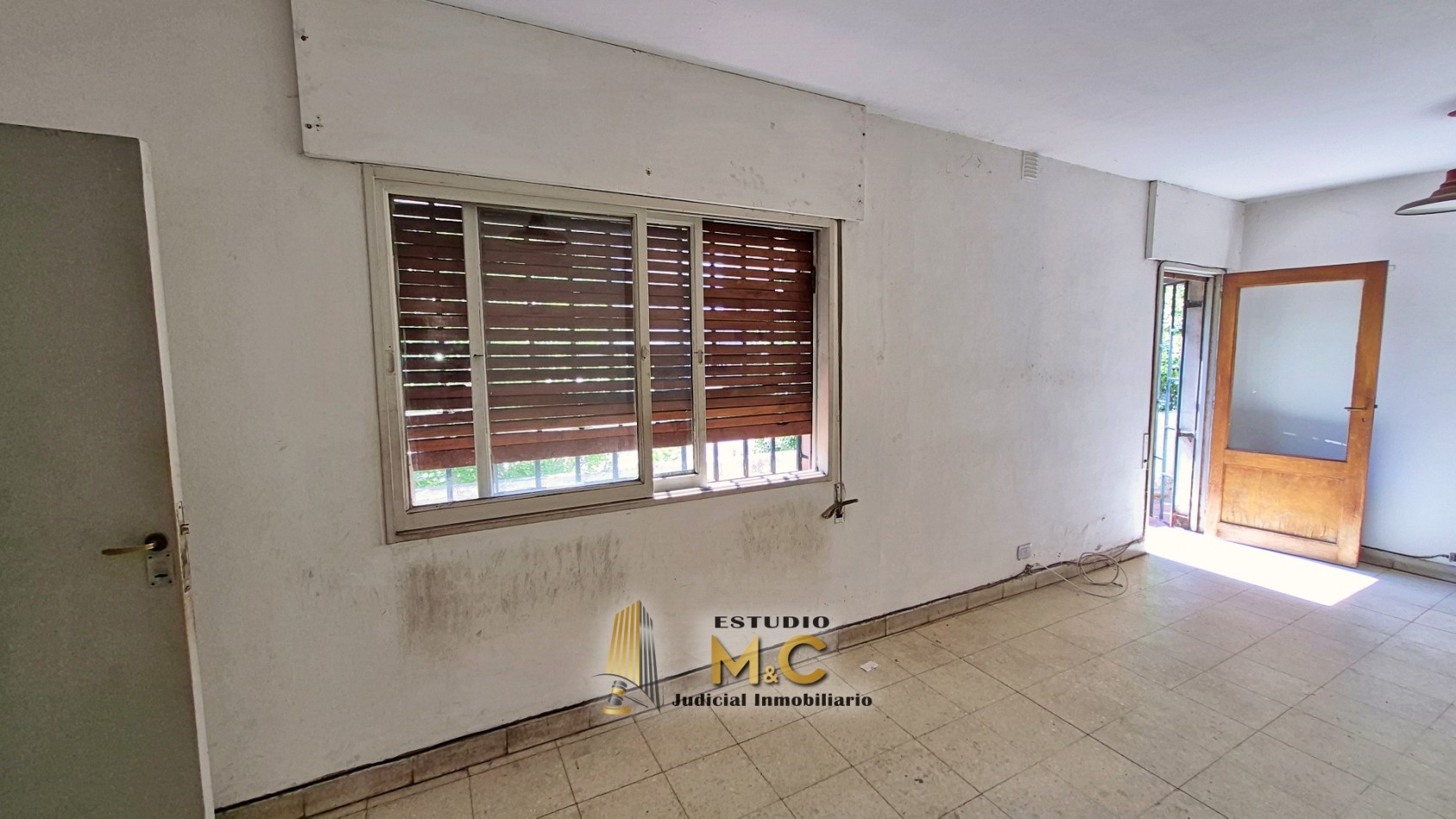 Dpto de 65mts en primer piso - Maipu y Lima