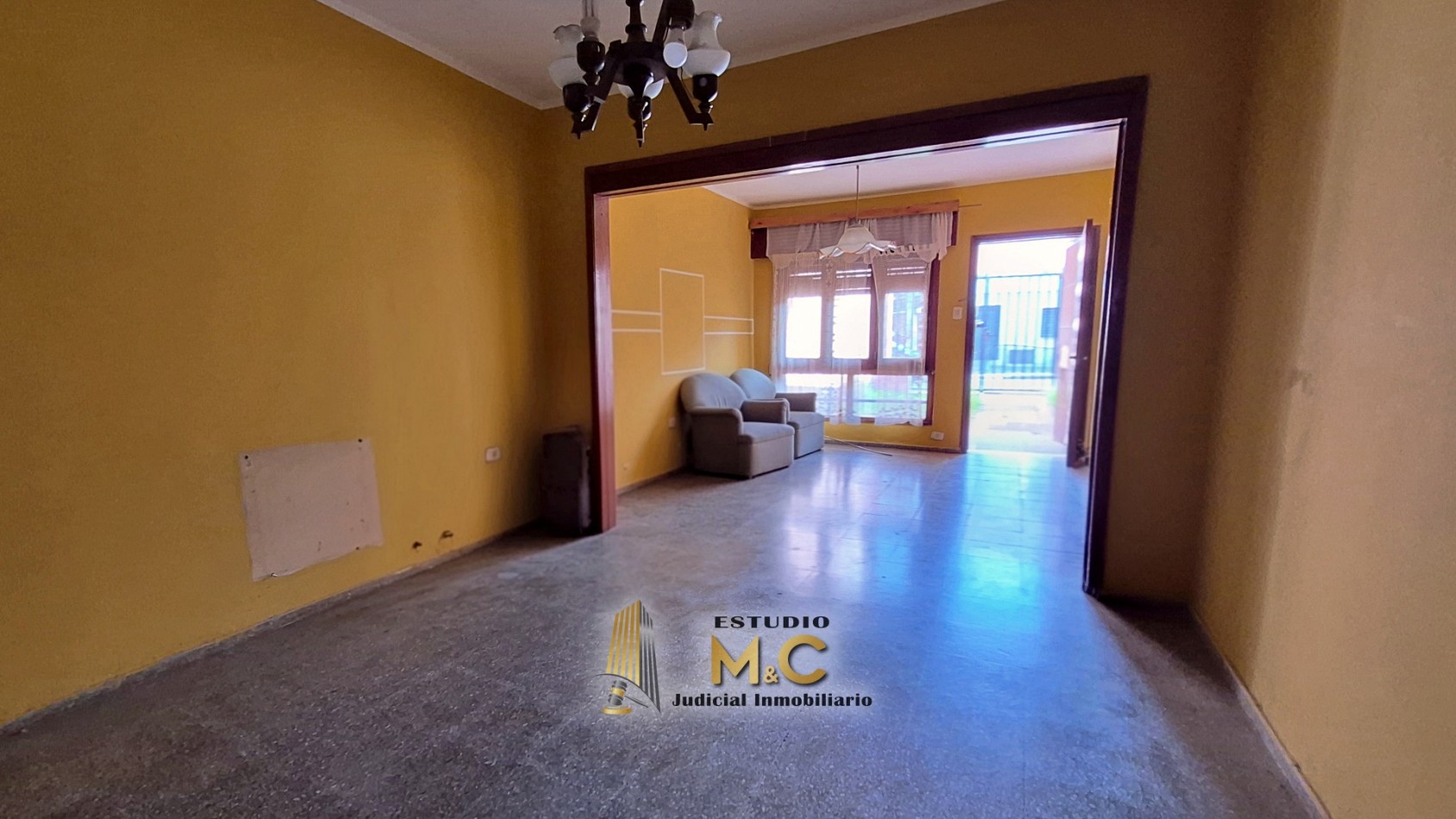 Casa de 235m en lote de 474m - B° Las Palmas