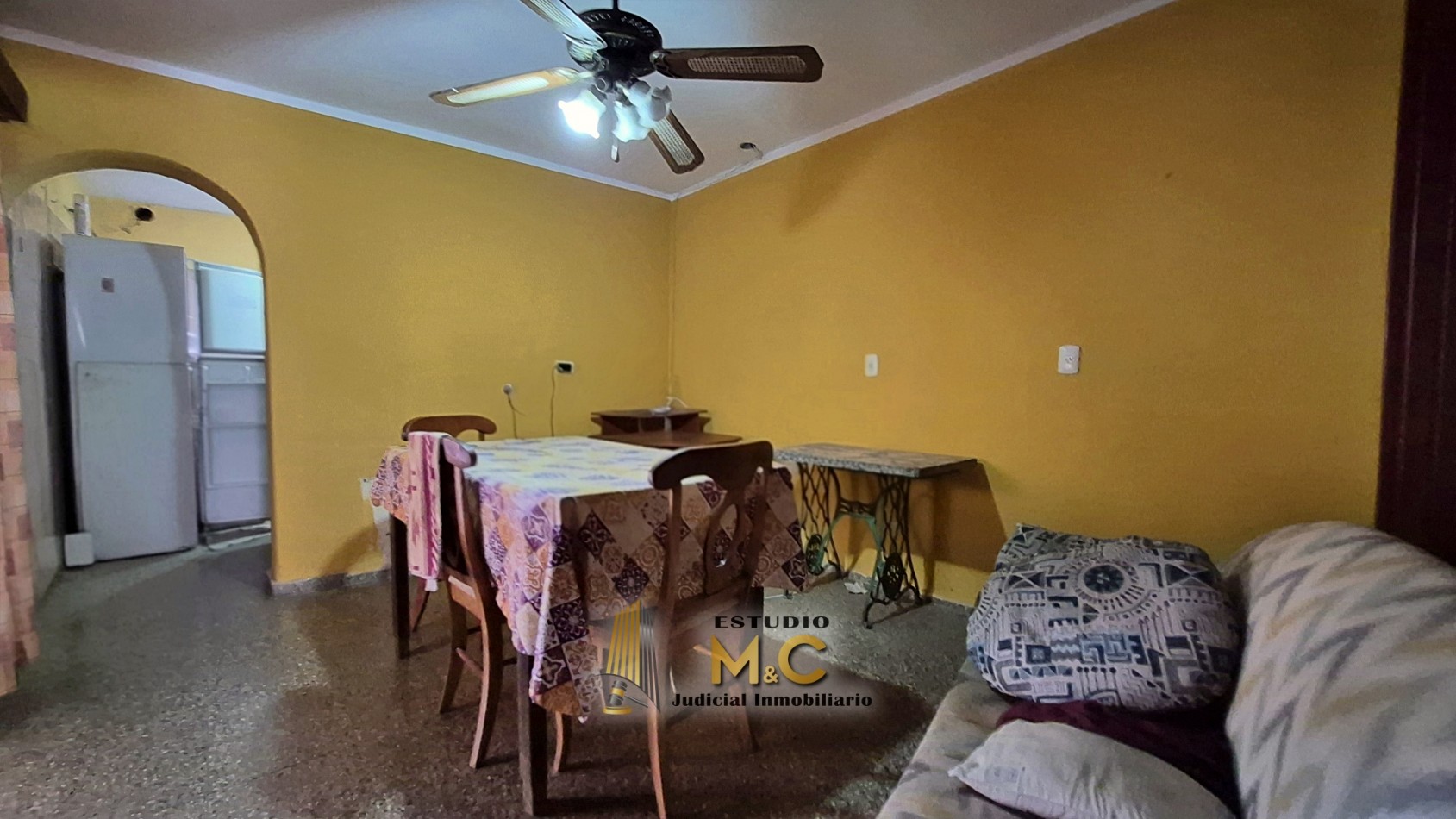 Casa de 235m en lote de 474m - B° Las Palmas