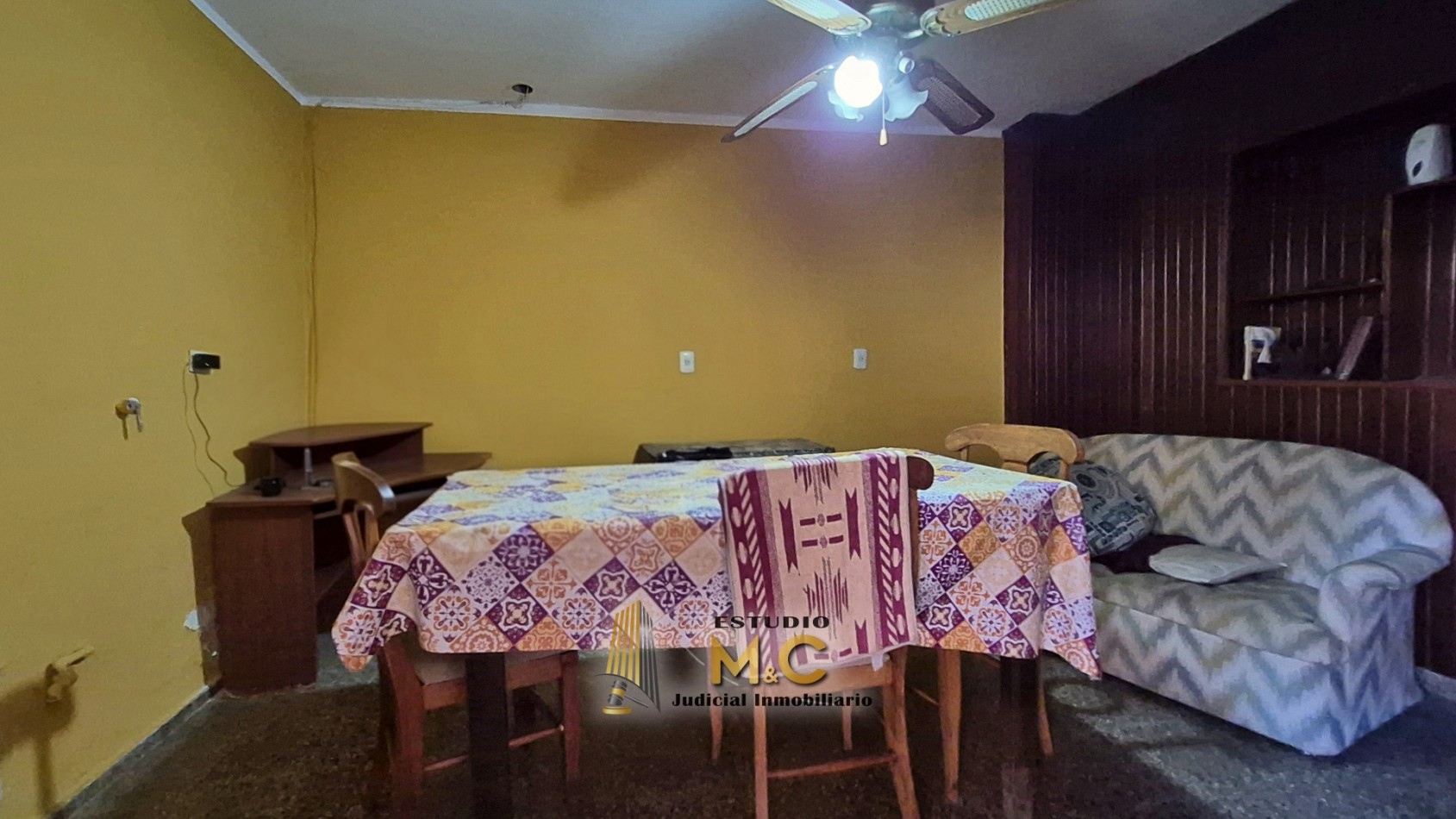 Casa de 235m en lote de 474m - B° Las Palmas