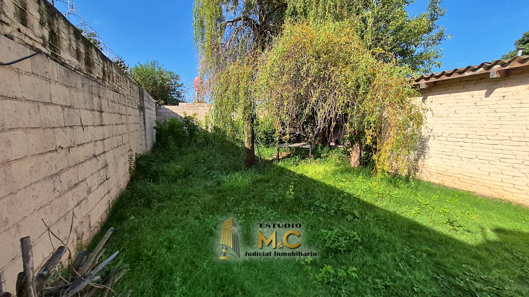 Casa de 235m en lote de 474m - B° Las Palmas