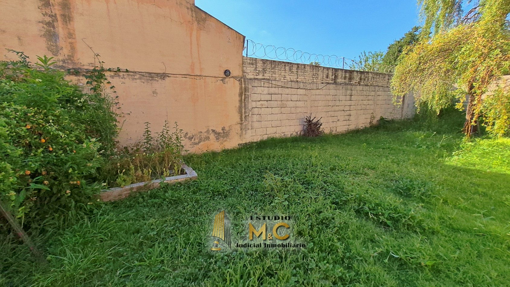 Casa de 235m en lote de 474m - B° Las Palmas