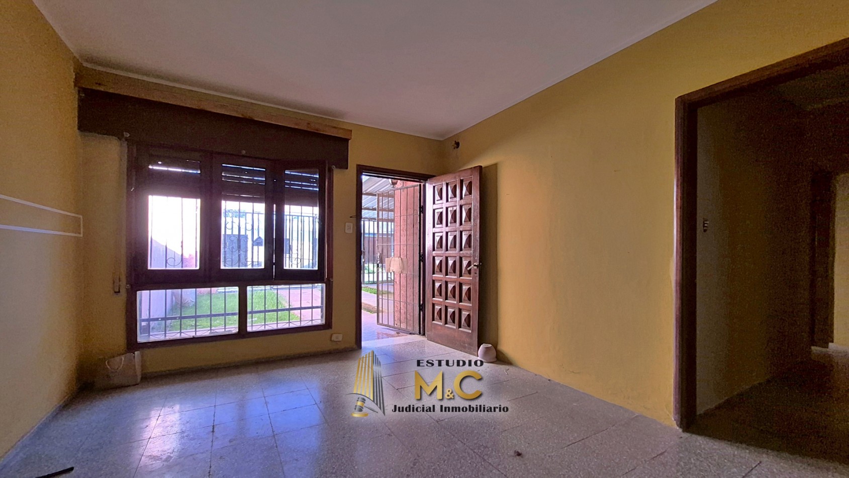 Casa de 235m en lote de 475m - B° Las Palmas