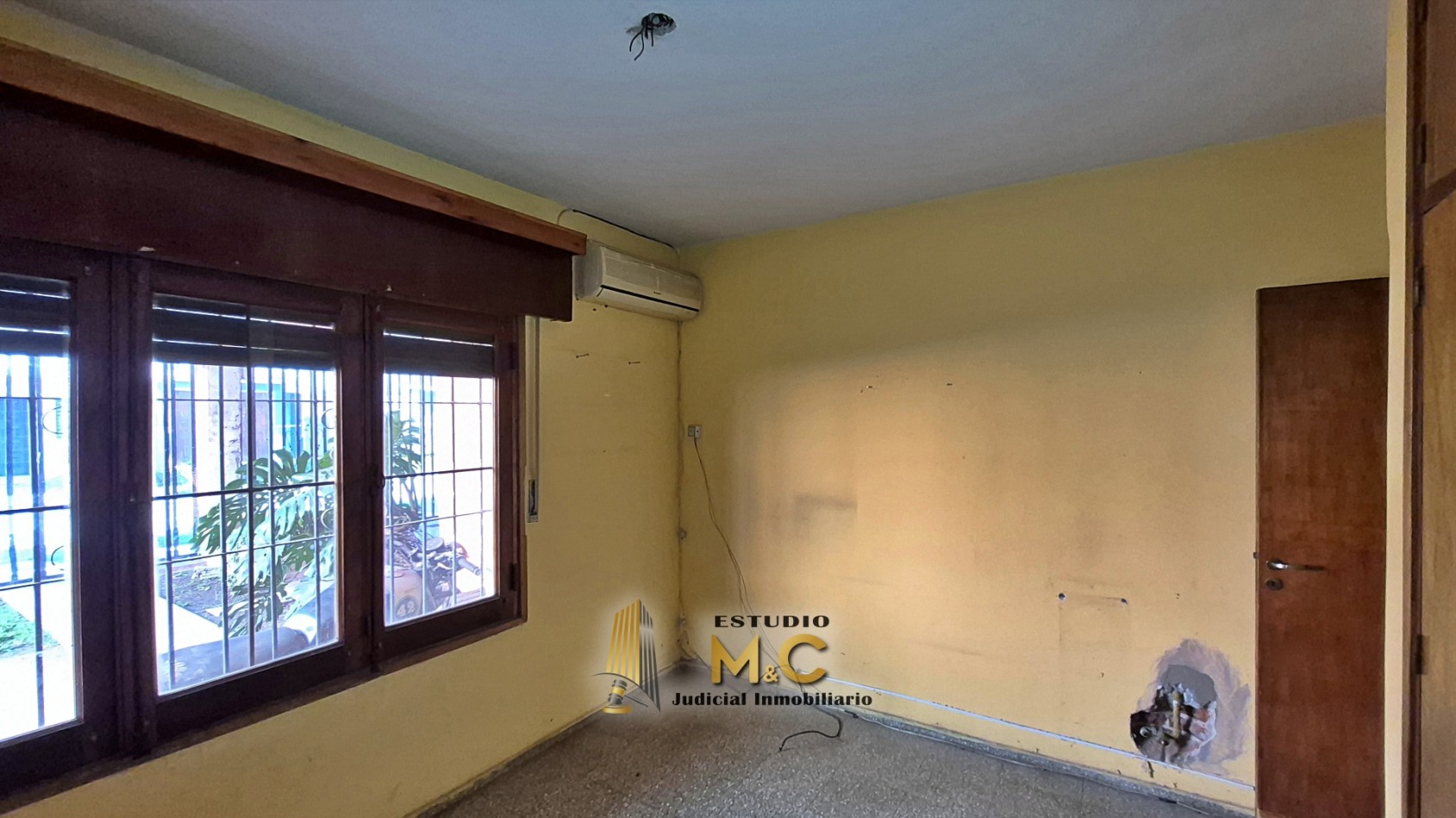 Casa de 235m en lote de 475m - B° Las Palmas