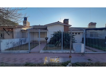 Casa 3 Dormitorios - B° San Vicente