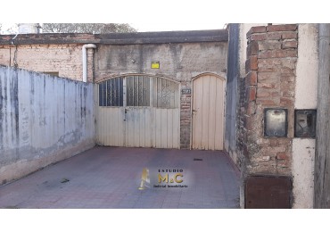 Para Invertir - Casa + Dpto Interno - A Refaccionar - B° Sargento Cabral