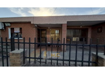 Casa + Dpto Interno en B° Fragueiro