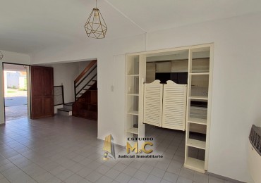 Alquilo Duplex 3 Dormitorios en B° Las Palmas